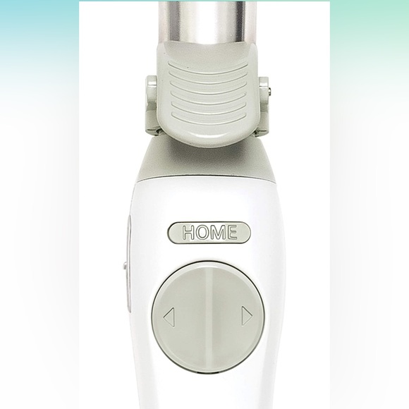 Beachwaver curling iron. used for a week and then I cut my hair off. - Picture 1 of 5